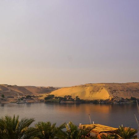 Basmatic Nubian Guest House Aswan Bagian luar foto