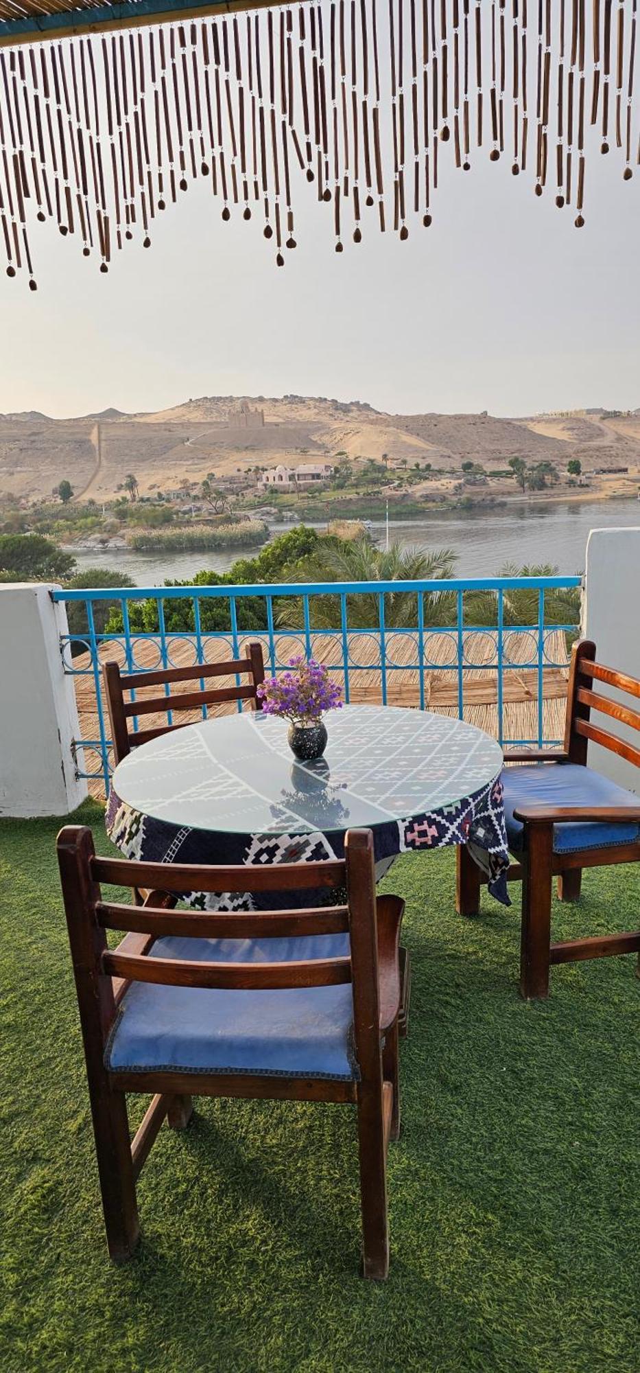 Basmatic Nubian Guest House Aswan Bagian luar foto