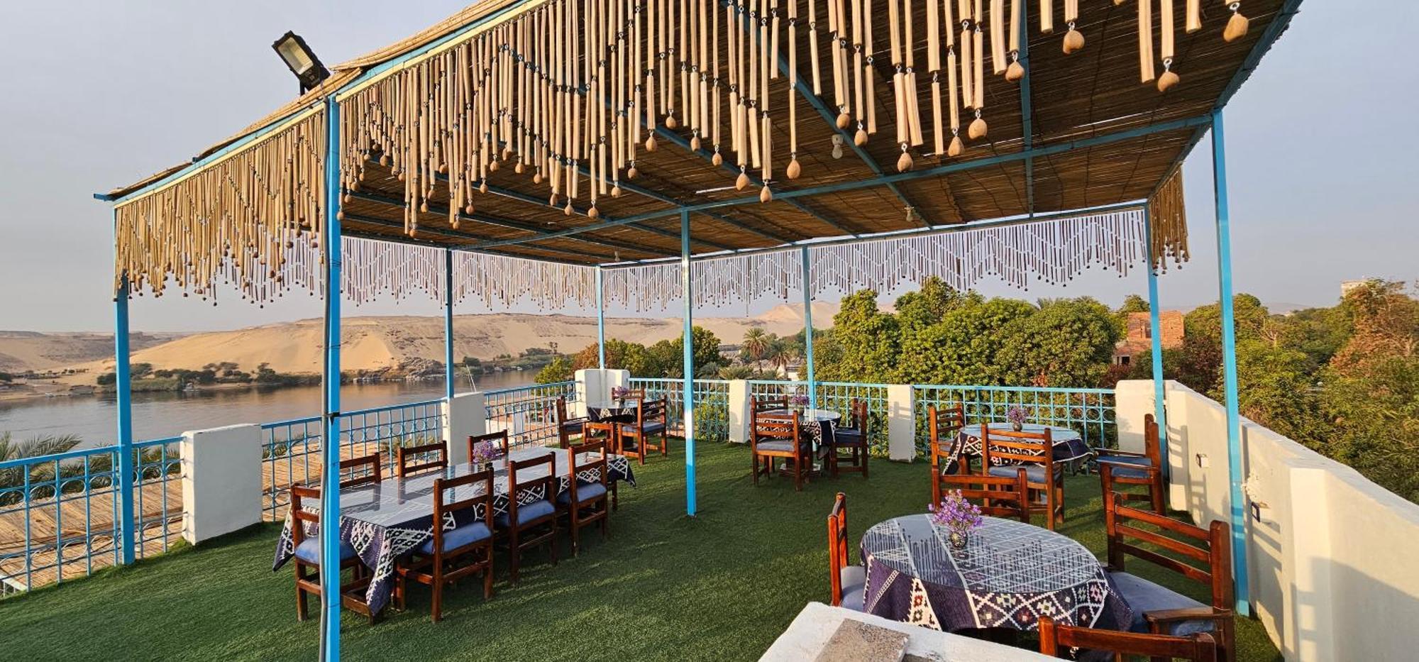 Basmatic Nubian Guest House Aswan Bagian luar foto