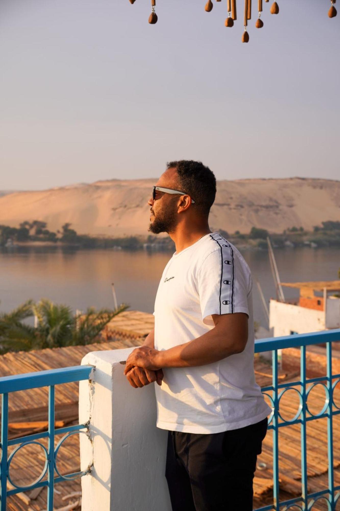 Basmatic Nubian Guest House Aswan Bagian luar foto