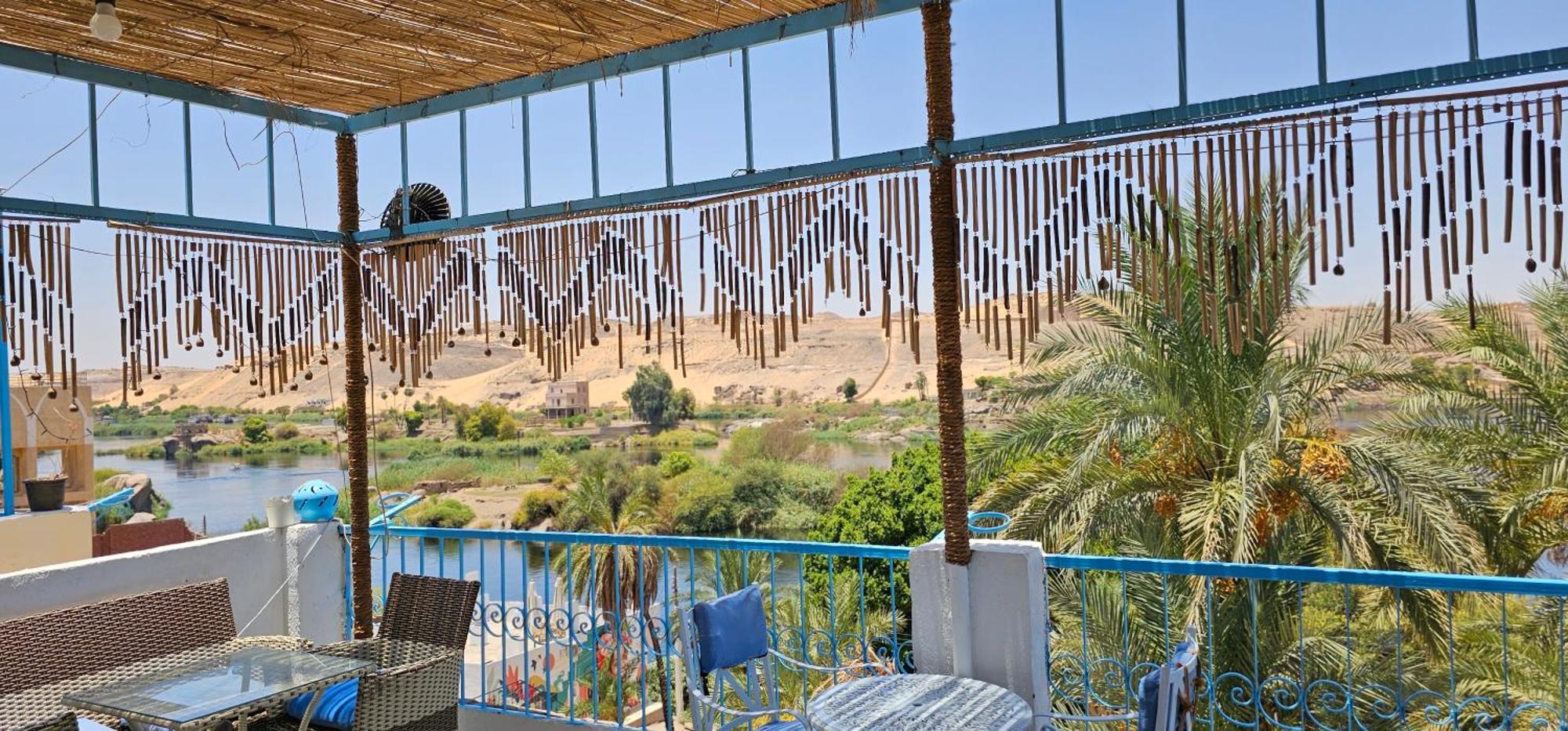 Basmatic Nubian Guest House Aswan Bagian luar foto