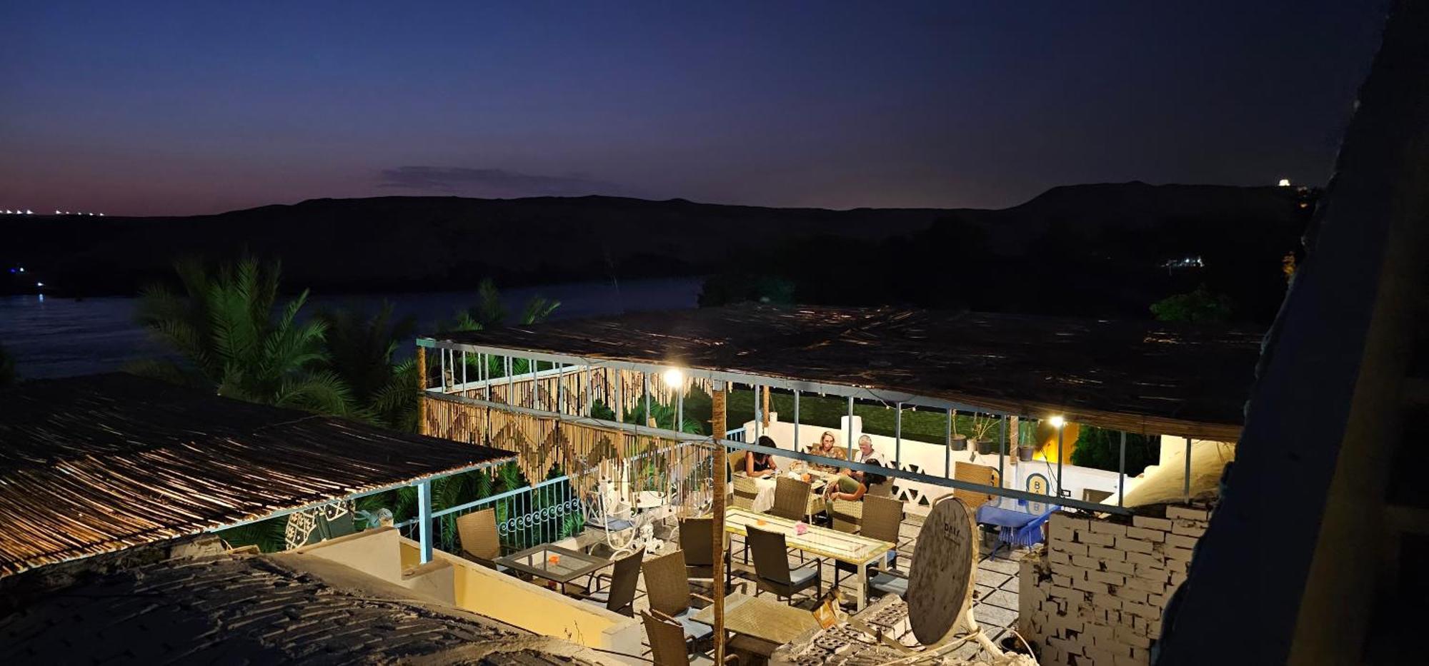 Basmatic Nubian Guest House Aswan Bagian luar foto